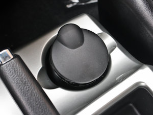 2014款1.5T 手动四驱都市型 空间座椅