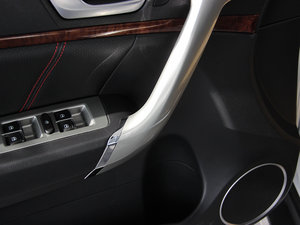 2014\Ӱ 1.5T ք򌾫Ӣ g