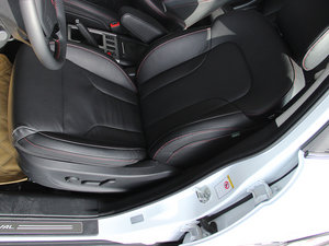 2014款运动版 1.5T 手动四驱精英型 主驾驶座椅
