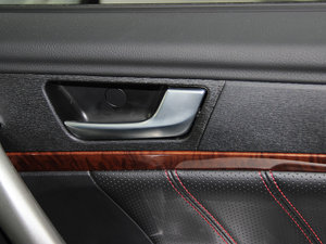 2014\Ӱ 1.5T ք򌾫Ӣ g