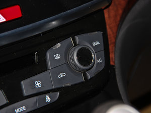2014款运动版 1.5T 手动四驱精英型 中控区