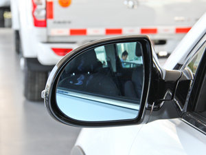 2014Ŀ\(yn)(dng) 1.5T ք(dng)(q)Ӣ (x)(ji)^