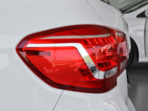 2014Ŀ\(yn)(dng) 1.5T ք(dng)(q)Ӣ (x)(ji)^