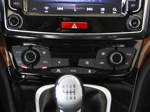 2014Ŀ\Ӱ 1.5T քӃ򌾫Ӣ {{