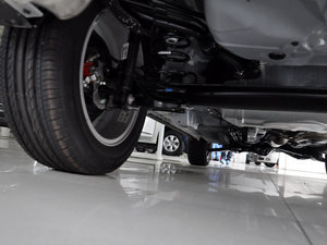 2015款1.5L AMT都市型 细节外观
