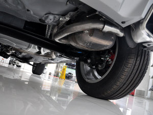 2015款1.5L AMT都市型 细节外观