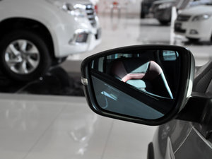 2015款1.5L AMT都市型 细节外观