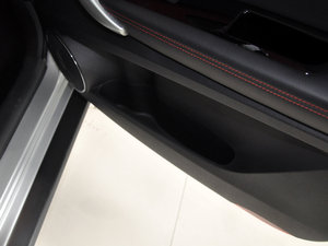 2015款1.5L AMT都市型 空间座椅