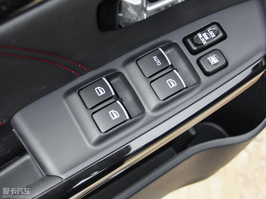 2015H5(jng) 2.0T ք(q)Ӣ