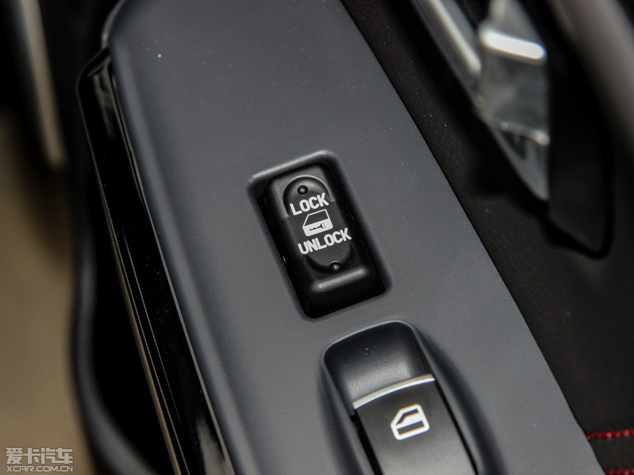 2015H5 2.0T ք򌾫Ӣ