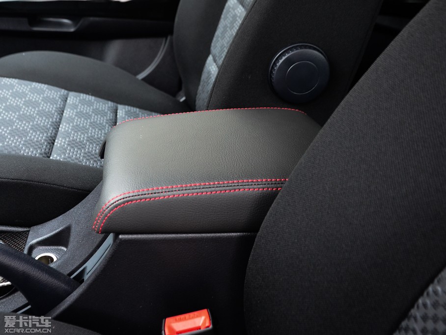 2015H5 2.0T ԄӃ򌾫Ӣ 