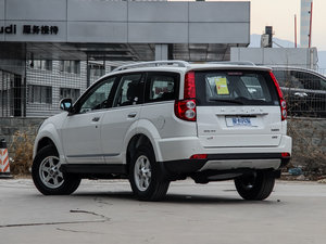 2015款2.0T 手动四驱精英型 左后45度