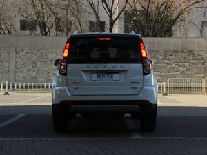 2015款2.0T 手动四驱尊贵型 细节外观
