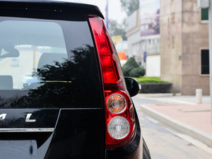 2015款2.0T 自动两驱精英型 柴油 尾灯