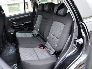 2015款2.0T 自动两驱精英型 柴油 后排座椅