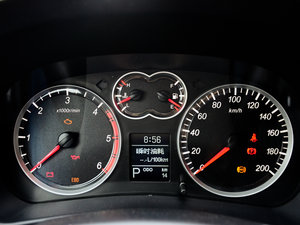 2015款2.0T 自动两驱精英型 柴油 仪表