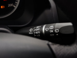 2015款2.0T 自动两驱精英型 柴油 中控区