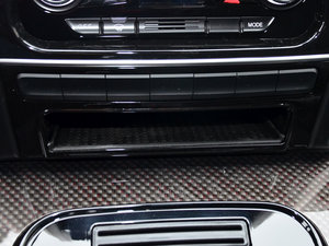 2015款2.0T 自动两驱精英型 柴油 中控区