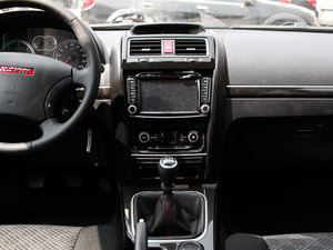2015款2.0T 手动两驱进取型 柴油 中控台