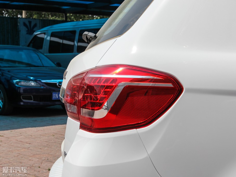 2015H6 \Ӱ 1.5T ԄӃA