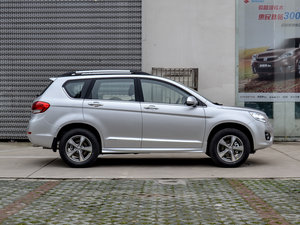 2015款升级版 1.5T 手动两驱都市型 整体外观