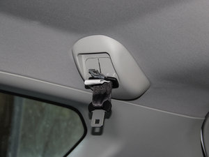 2015款运动版 1.5T 自动两驱豪华型 空间座椅