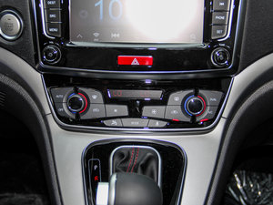 2015款运动版 1.5T 自动两驱豪华型 空调调节