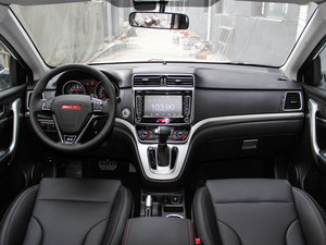2015款运动版 1.5T 自动两驱豪华型 内饰全景