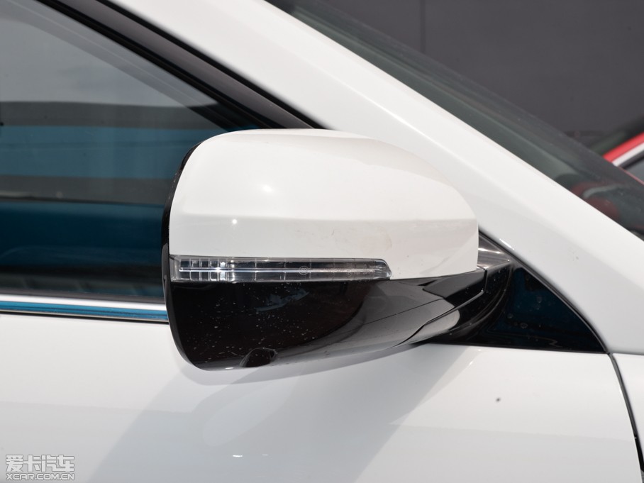 2015�����H6 Coupe 2.0T ���(q��) �ք�(d��ng)��Ӣ��