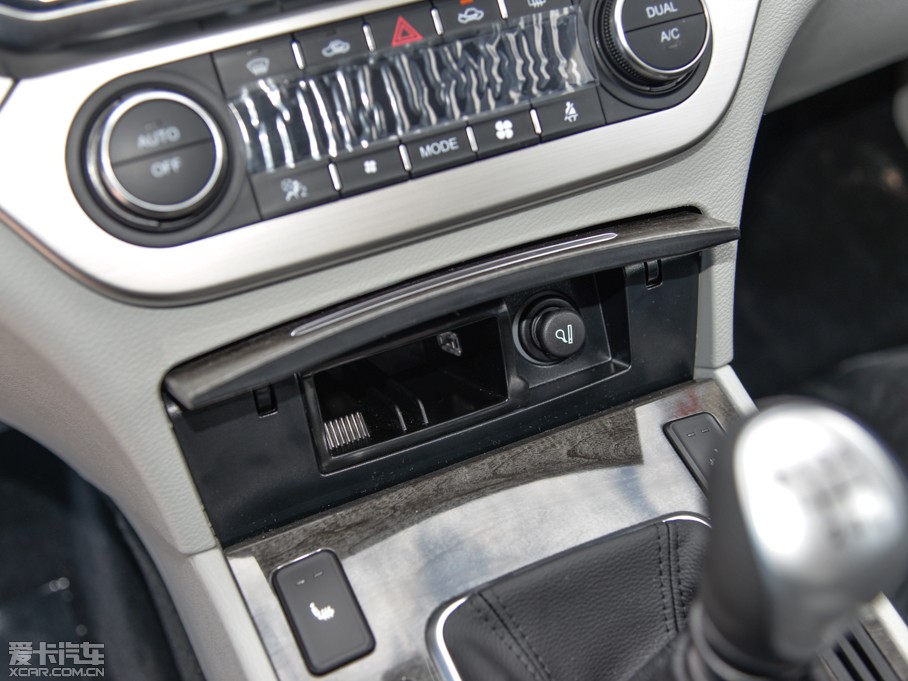 2015�����H6 Coupe 2.0T ���(q��) �քӾ�Ӣ��