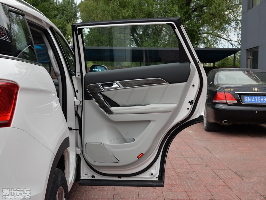 2015�����H6 Coupe 2.0T ��� �քӾ�Ӣ��