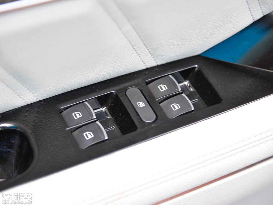 2015�����H6 Coupe 2.0T ���(q��) �քӾ�Ӣ��