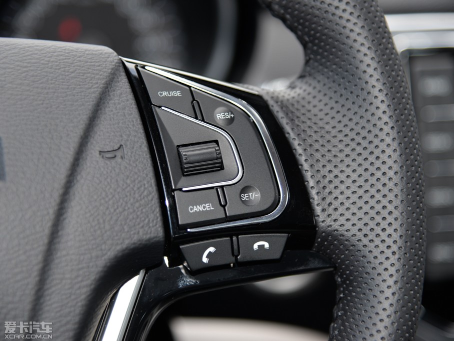 2015�����H6 Coupe 2.0T ���(q��) �քӾ�Ӣ��