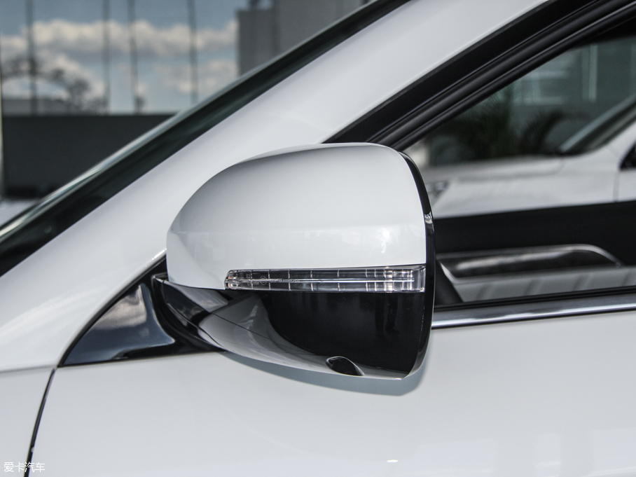 2015H6 Coupe 2.0T (q) ք(dng)