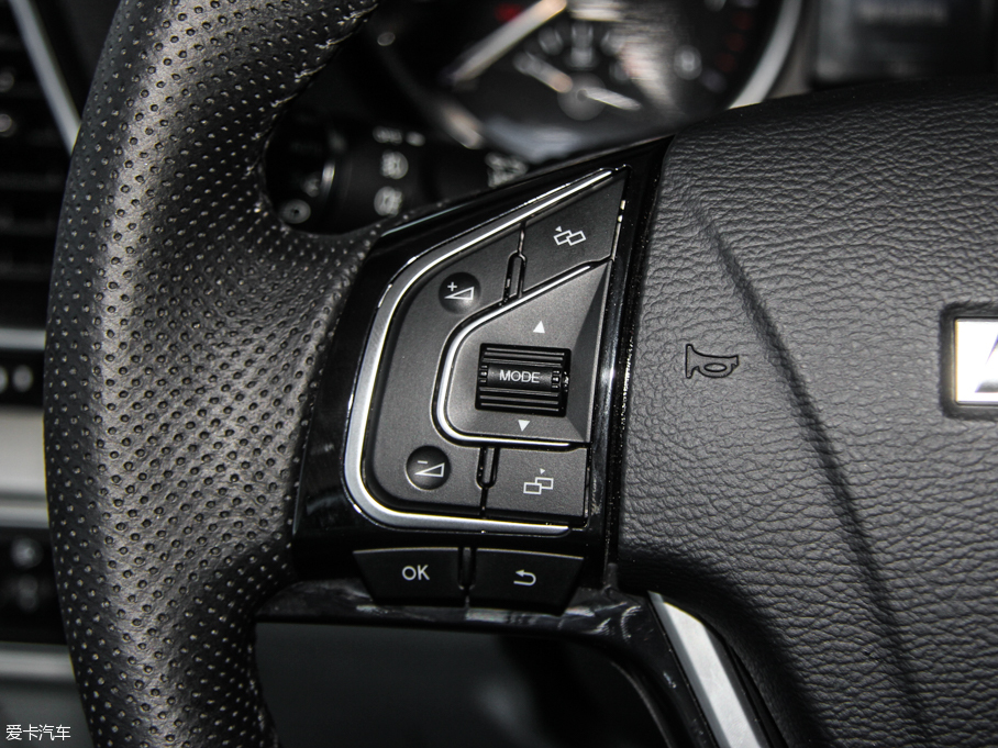 2015�����H6 Coupe 2.0T ���(q��) �ք�(d��ng)������