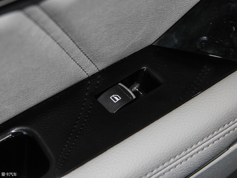 2015�����H6 Coupe 2.0T ��� �քӶ�����