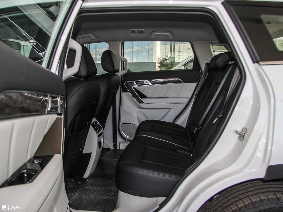 2015H6 Coupe 2.0T (q) ք(dng)