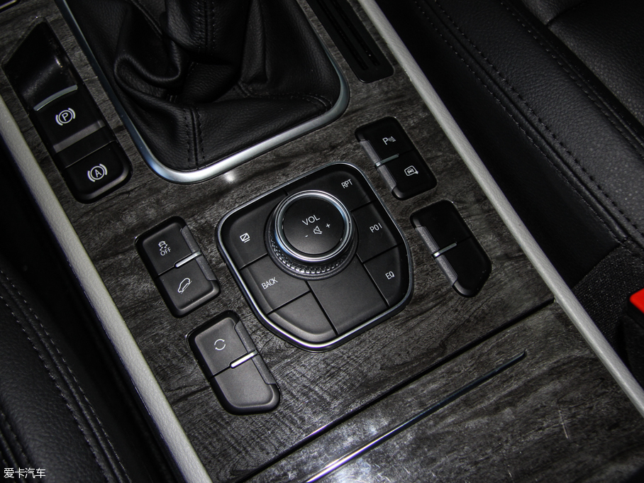 2015�����H6 Coupe 2.0T ��� �քӶ�����