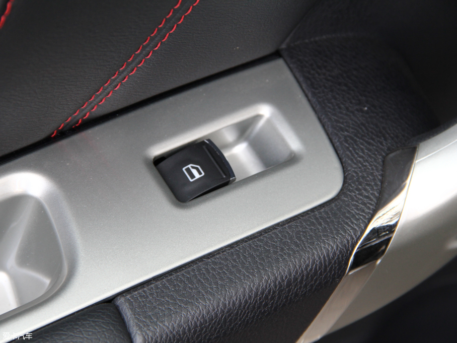 2015H6 \Ӱ 1.5T ԄӃ