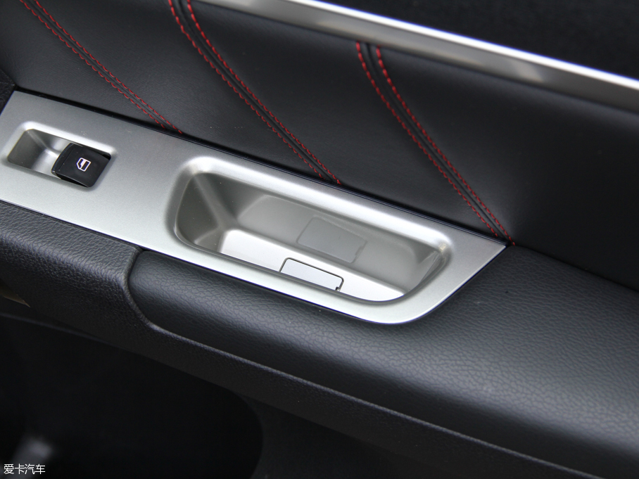 2015H6 \Ӱ 1.5T ԄӃ