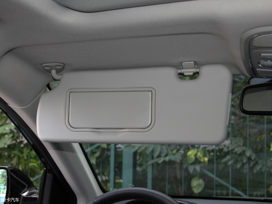 2015H6 \Ӱ 1.5T ԄӃ