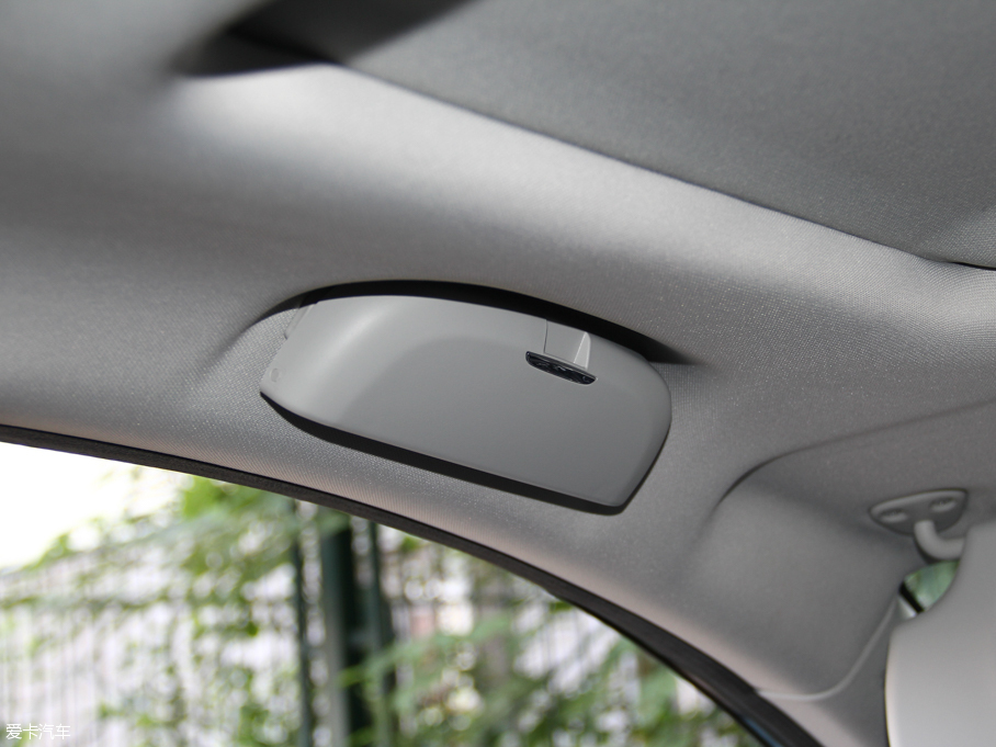 2015H6 \Ӱ 1.5T ԄӃ