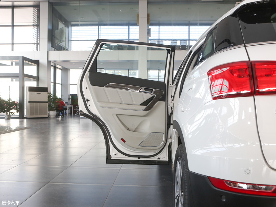 2015�����H6 Coupe 2.0T ��� DCT��Ӣ��