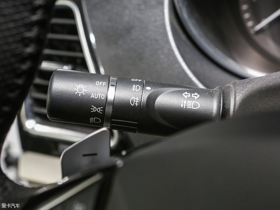 2015�����H6 Coupe 2.0T ��� DCT��Ӣ��