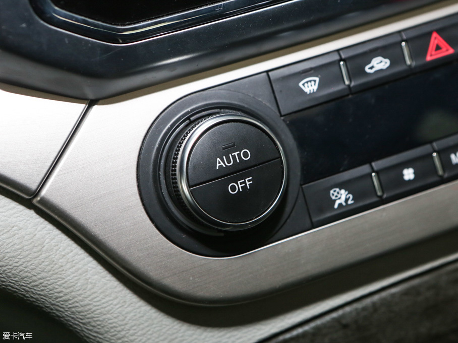 2015�����H6 Coupe 2.0T ��� DCT��Ӣ��