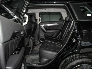 2015款2.0T 两驱 DCT精英型 后排空间