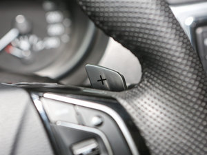 2015款2.0T 两驱 DCT精英型 中控区