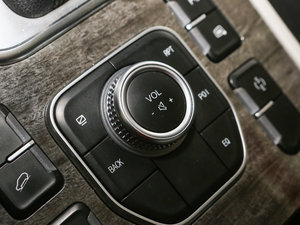 2015款2.0T 两驱 DCT精英型 中控区