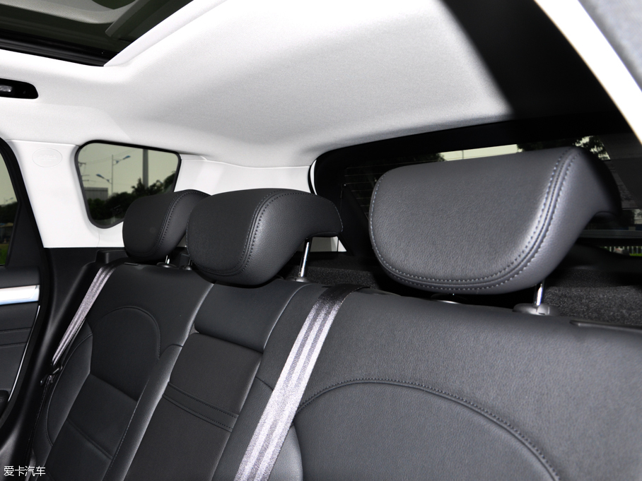 2016H7 { 2.0T ԄӃ(q)A