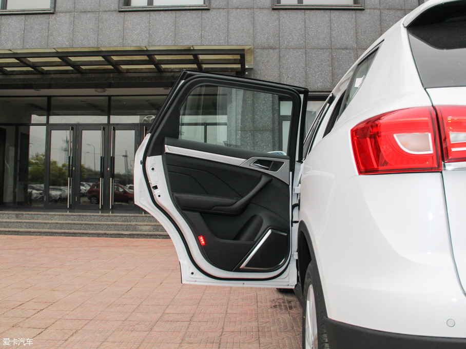 2016H7 { 2.0T ԄӃ(q)Ӣ